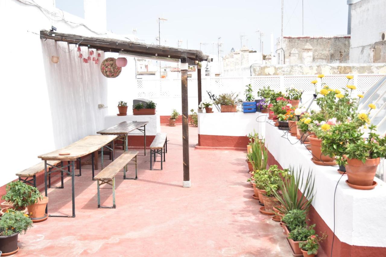 La Discusión De Veedor 12 Apartamento Cádis
